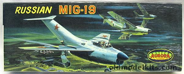 Aurora 1/48 Russian Mig-19, 66-100 plastic model kit